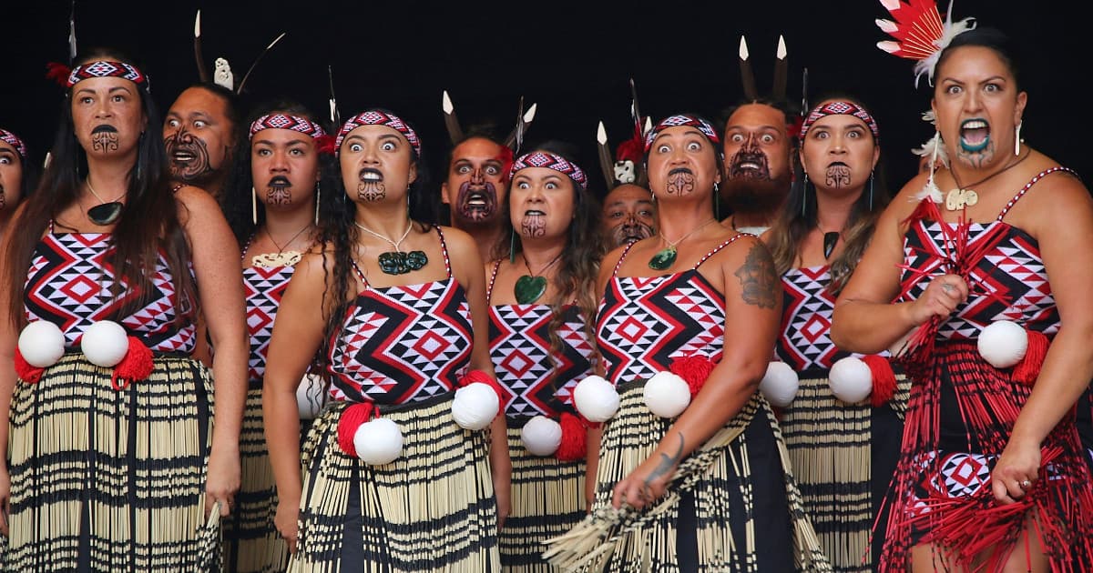 best books to learn Maori