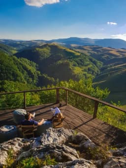 What Languages Do They Speak In Romania? (Other Than.. Romanian)